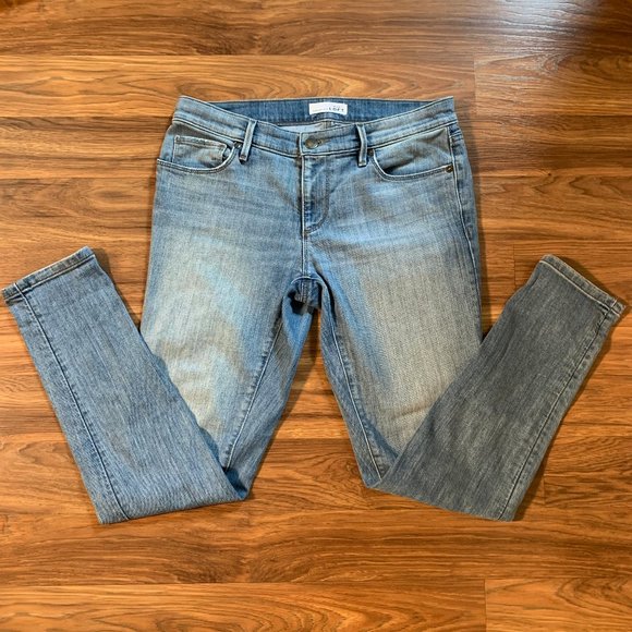 LOFT Denim - LOFT Relaxed Skinny Jeans Size 4/27